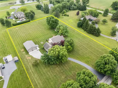 18 Hillgate Rd, Johnstown, OH 43031