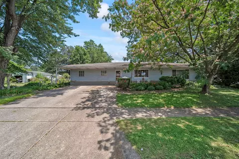 3750 Dresden St, Columbus, OH 43224