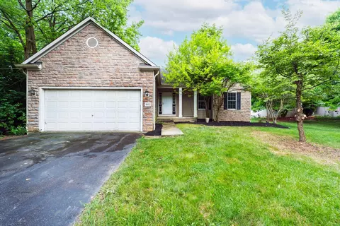 445 Hennigans Grove Rd, Grove City, OH 43123