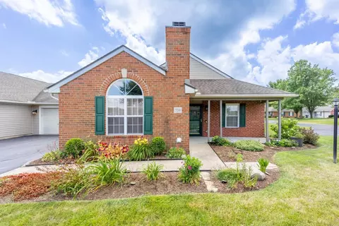 594 Chardonnay Ln, Lewis Center, OH 43035