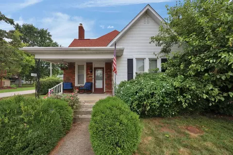 1102 Columbus St, Harrisburg, OH 43126