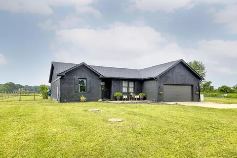 9710 Butcher Rd, Mount Vernon, OH 43050