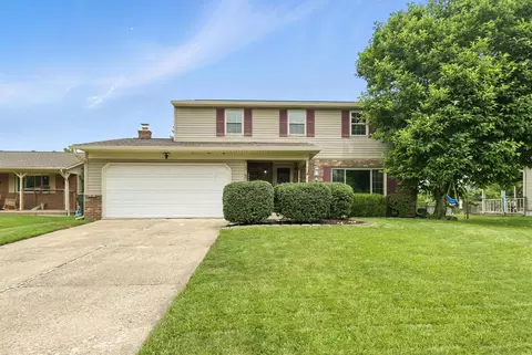 2036 Queensbridge Dr, Columbus, OH 43235