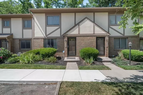 3254 Brookview Way #15, Columbus, OH 43221