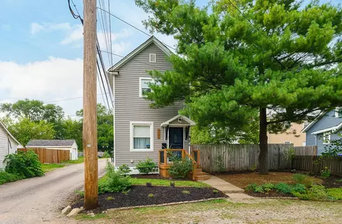 2686 Wicklow Rd, Columbus, OH 43204