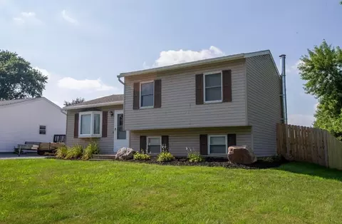 1438 Peachtree Dr, Ashland, OH 44805