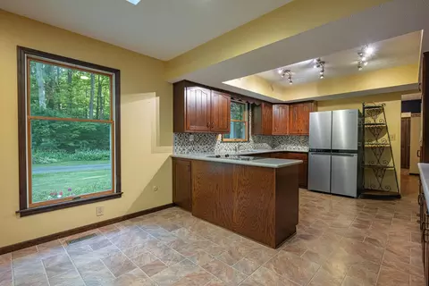 3072 Fowler Rd, Springfield, OH 45502 photo 12