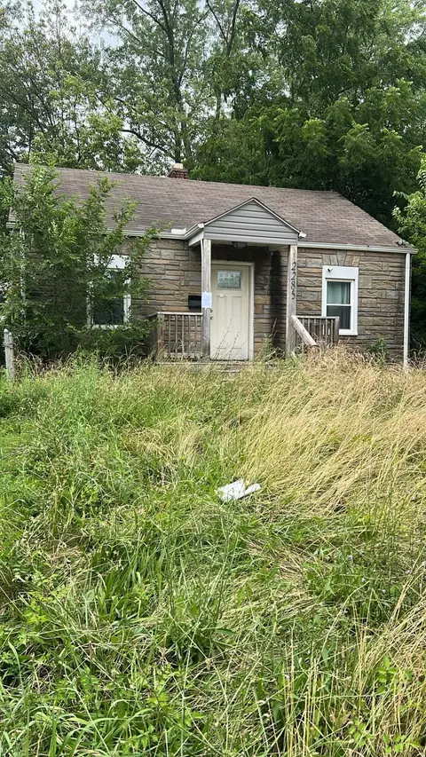 2285 Joyce Ave, Columbus, OH 43211