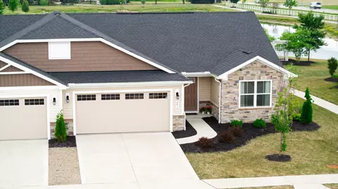 2414 Mcclouds Sq, Marysville, OH 43040