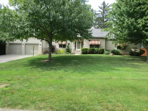 222 Fairlawn Dr, Columbus, OH 43214