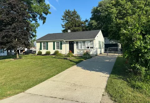 2929 El Paso Dr, Columbus, OH 43204