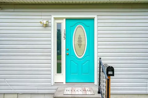 Entry Way - 135 Pontious Ln, Circleville, OH 43113 photo 1 of 4