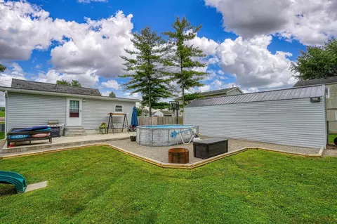 Exterior - 135 Pontious Ln, Circleville, OH 43113 photo 5 of 10