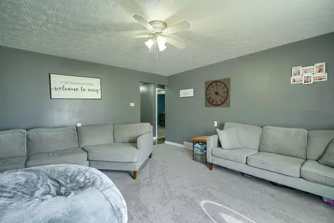 Living - 135 Pontious Ln, Circleville, OH 43113 photo 1 of 1