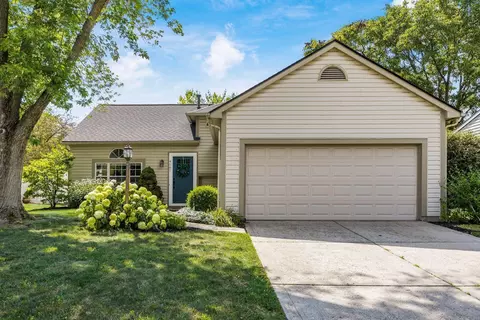 4587 Heather Ridge Dr, Hilliard, OH 43026