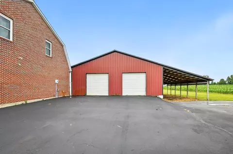 Exterior - 6694 Brooks Miller Rd, Circleville, OH 43113 photo 12 of 12