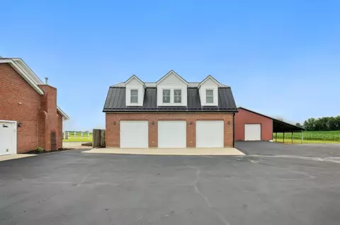 Exterior - 6694 Brooks Miller Rd, Circleville, OH 43113 photo 5 of 12