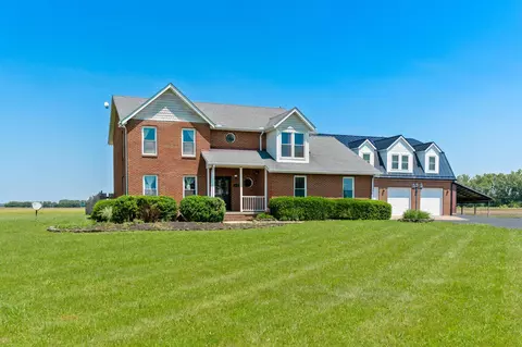 6694 Brooks Miller Rd, Circleville, OH 43113