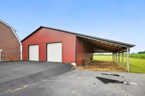 Exterior - 6694 Brooks Miller Rd, Circleville, OH 43113 photo 11 of 12
