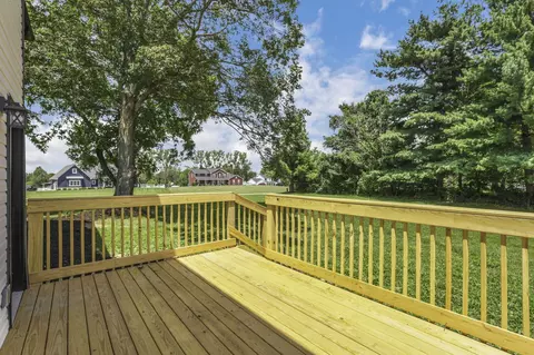 Exterior - 10123 Loop Rd, Etna, OH 43046 photo 13 of 18