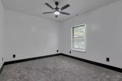 Bedroom - 10123 Loop Rd, Etna, OH 43046 photo 7 of 11