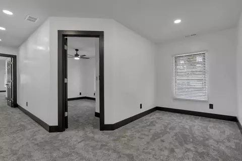 Entry Way - 10123 Loop Rd, Etna, OH 43046 photo 5 of 5