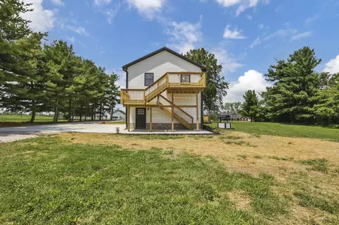 Exterior - 10123 Loop Rd, Etna, OH 43046 photo 7 of 18