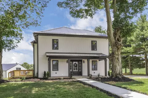 10123 Loop Rd, Etna, OH 43046