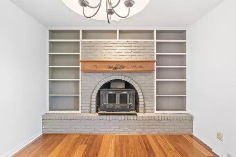 Living - 3688 Gooding Rd, Marion, OH 43302 photo 3 of 8
