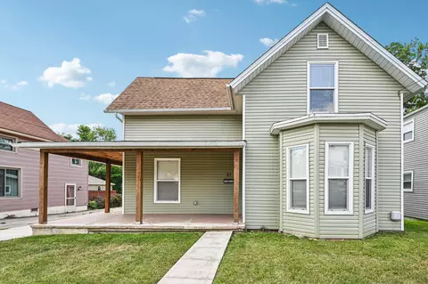 61 Eaton St, Delaware, OH 43015
