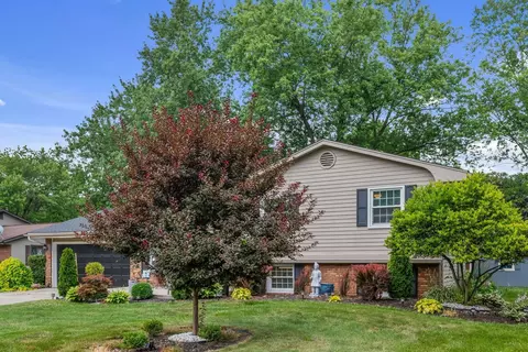 Exterior - 657 Normandy Dr, Marion, OH 43302 photo 3 of 8