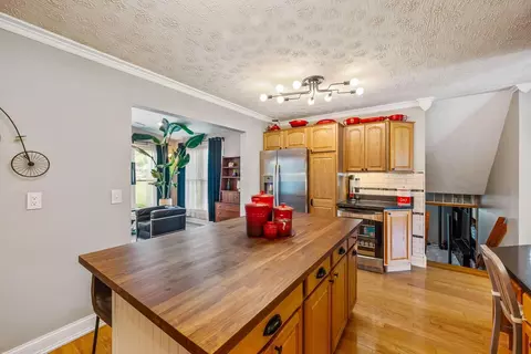 Kitchen - 657 Normandy Dr, Marion, OH 43302 photo 3 of 3