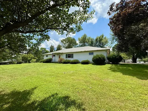 403 N Columbus St, Somerset, OH 43783