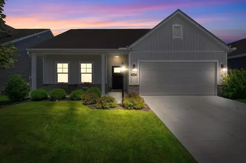 507 Curry Dr, Pataskala, OH 43062