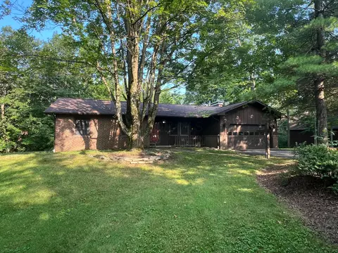 3502 Hazelton Etna Rd, Alexandria, OH 43001
