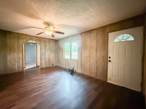 Living - 206 William St, Fulton, OH 43321 photo 2 of 6
