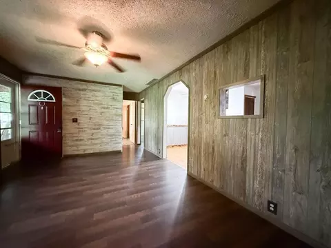 Living - 206 William St, Fulton, OH 43321 photo 3 of 6