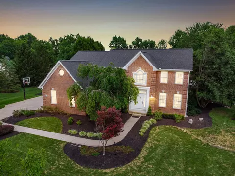 8959 Filiz Ln, Powell, OH 43065