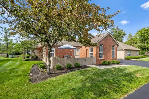 546 Saddlery Dr E, Gahanna, OH 43230