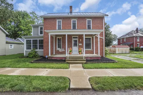 61 Church St, Ashville, OH 43103