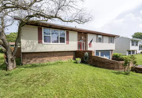 1328 Hilton Dr, Reynoldsburg, OH 43068