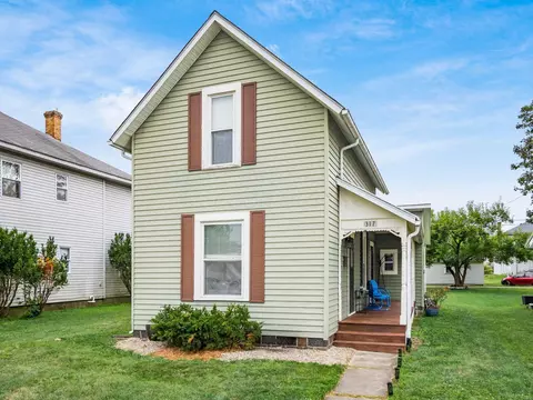 317 S Walnut St, Marysville, OH 43040