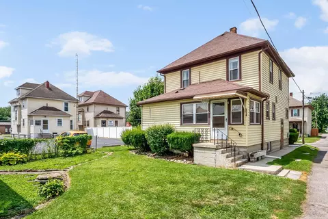 Exterior - 126 Dix Ave, Marion, OH 43302 photo 5 of 10