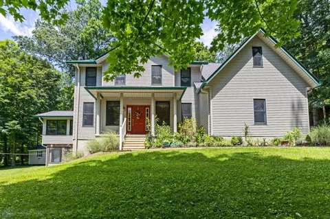 306 E Woodside Dr, Gambier, OH 43022