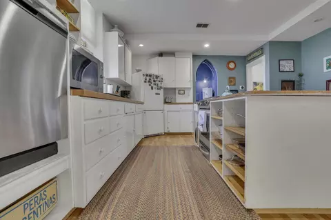 Kitchen - 131 E Chestnut St, Lancaster, OH 43130 photo 6 of 7