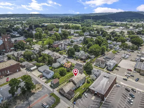 View/Area - 131 E Chestnut St, Lancaster, OH 43130 photo 5 of 5