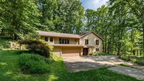 4444 Price Rd NE, Newark, OH 43055