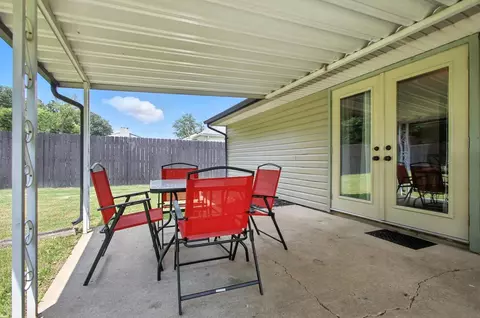 Exterior - 3139 Woonsocket St, Springfield, OH 45503 photo 5 of 12