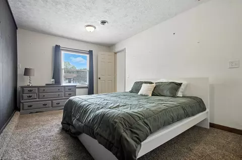 Bedroom - 3139 Woonsocket St, Springfield, OH 45503 photo 1 of 6