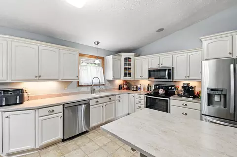 4109 Brookston Dr, Springfield, OH 45502 photo 12